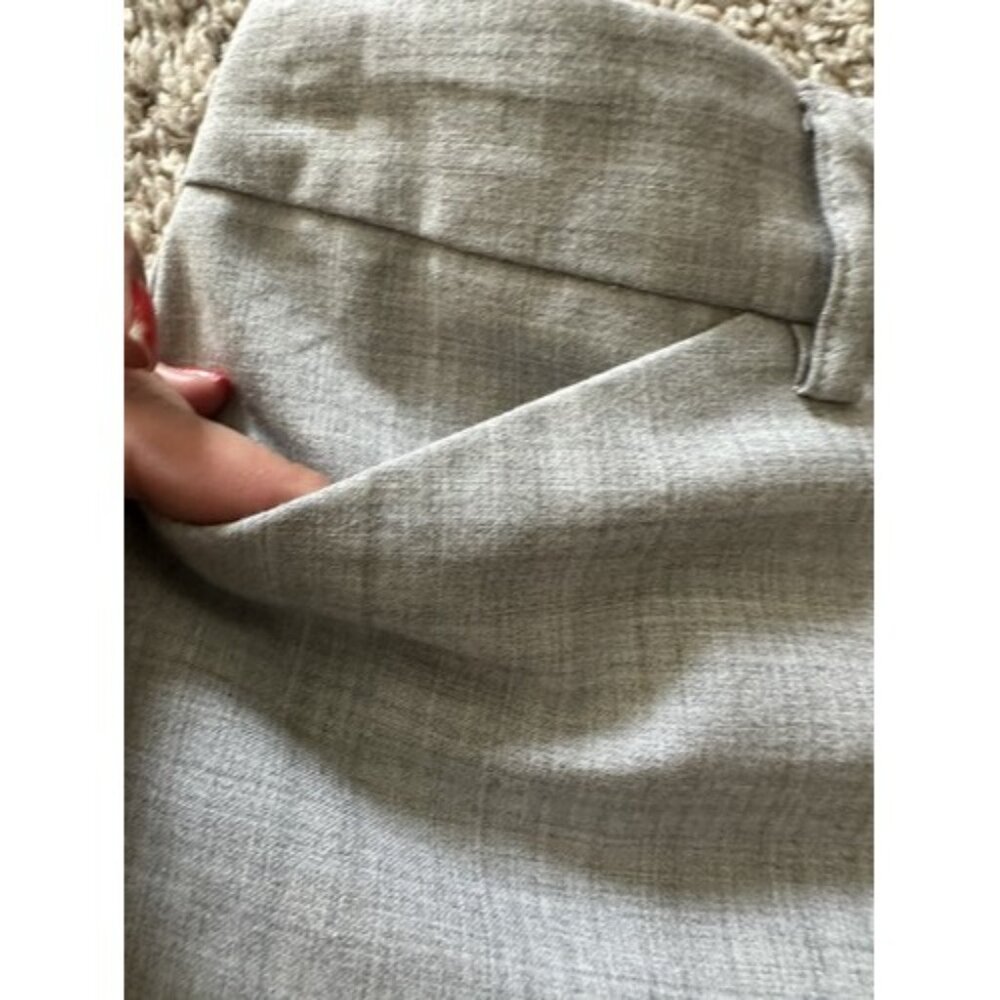 Express Design Studio Editor Gray Capri Bermuda S… - image 4